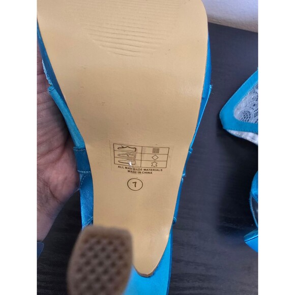 Tony Bowls blue satin high heel open toe pumps women's size 7 - Picture 9 of 12